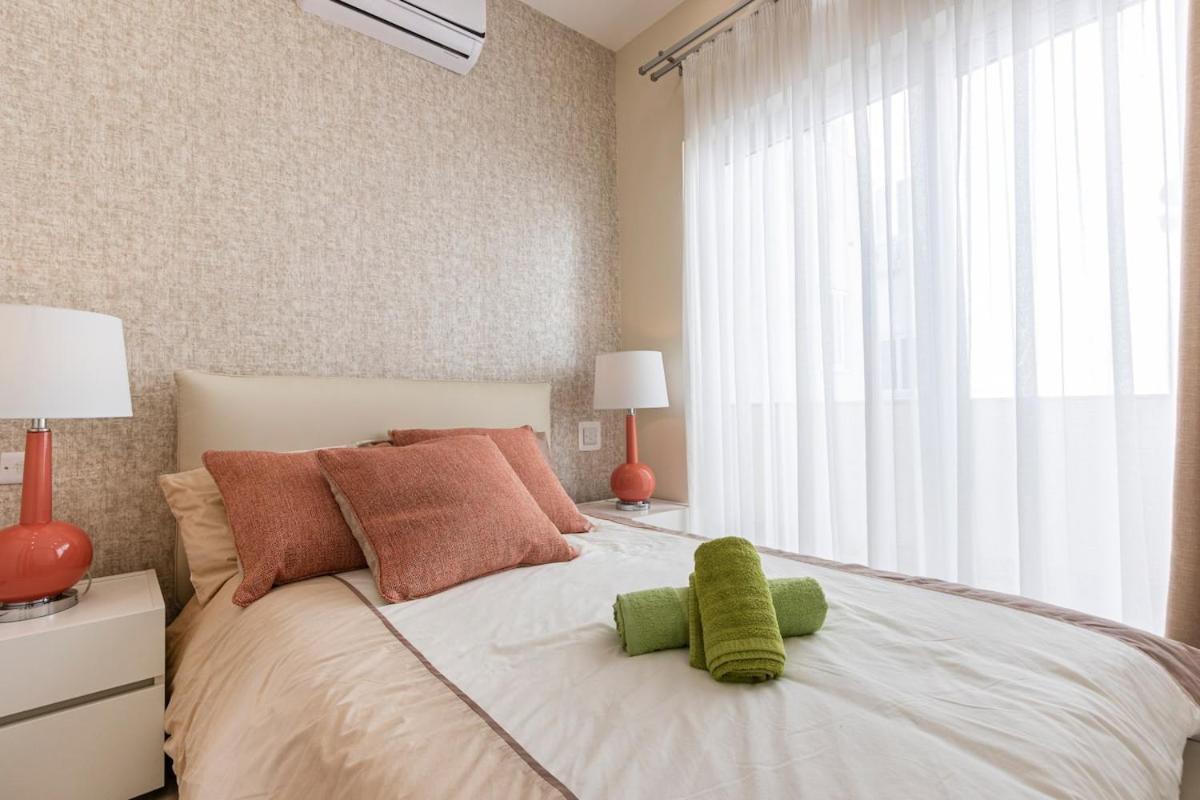 Warmth & Waves Penthouse *